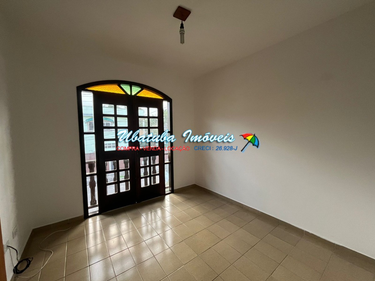 Sobrado com 03 dormitórios em excelente localização - foto 14