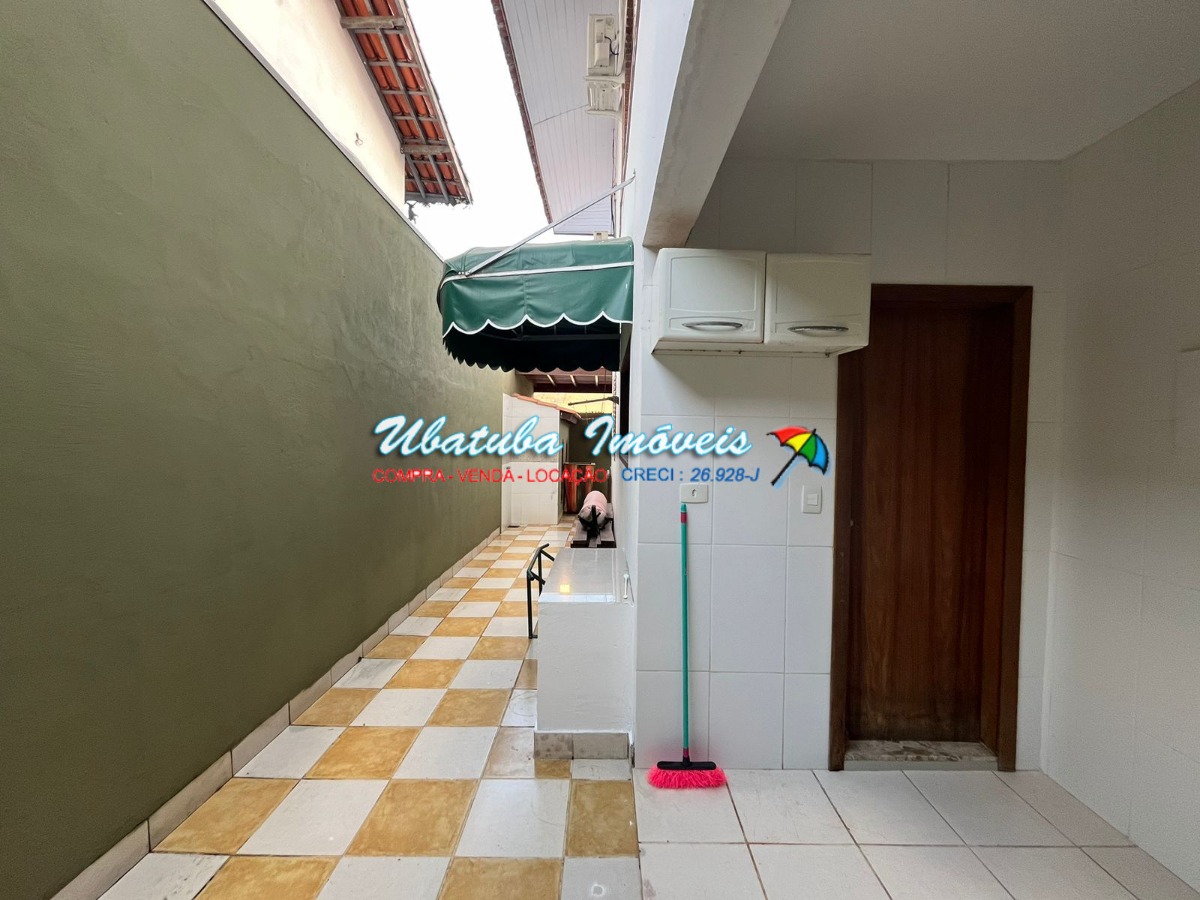 Sobrado com 03 dormitórios em excelente localização - foto 9