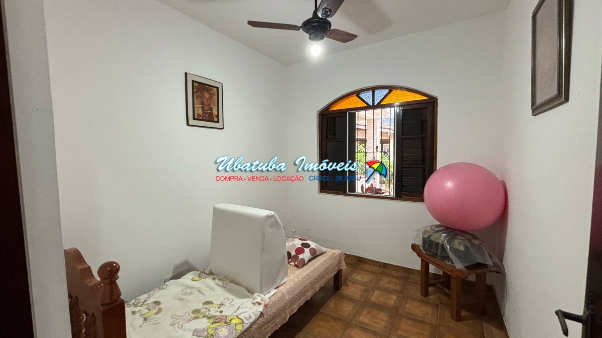 Casa em excelente localização em corredor comercial - foto 13