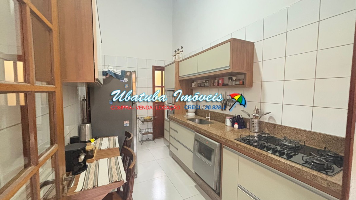 Casa com edicula em excelente localização na estufa 1 - foto 7
