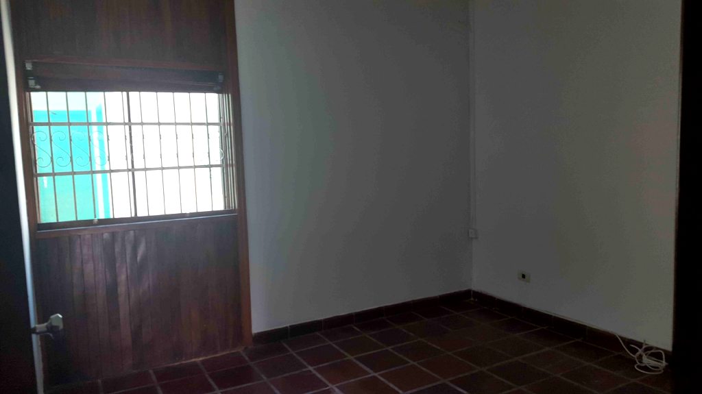 Casa térrea otima localização - foto 4