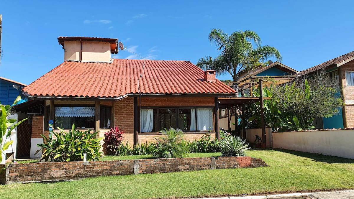 Excelente casa em condomínio fechado - bairro horto - foto 1