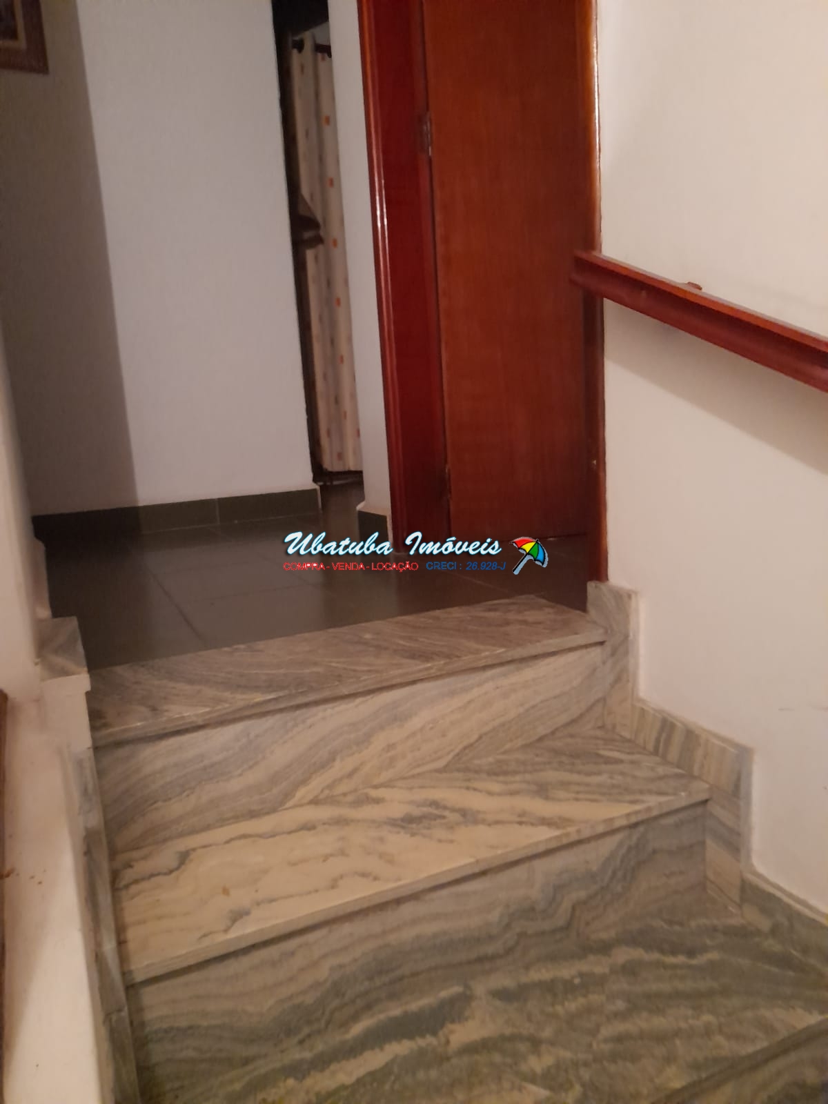 Excelente casa com ótima localização. - foto 10