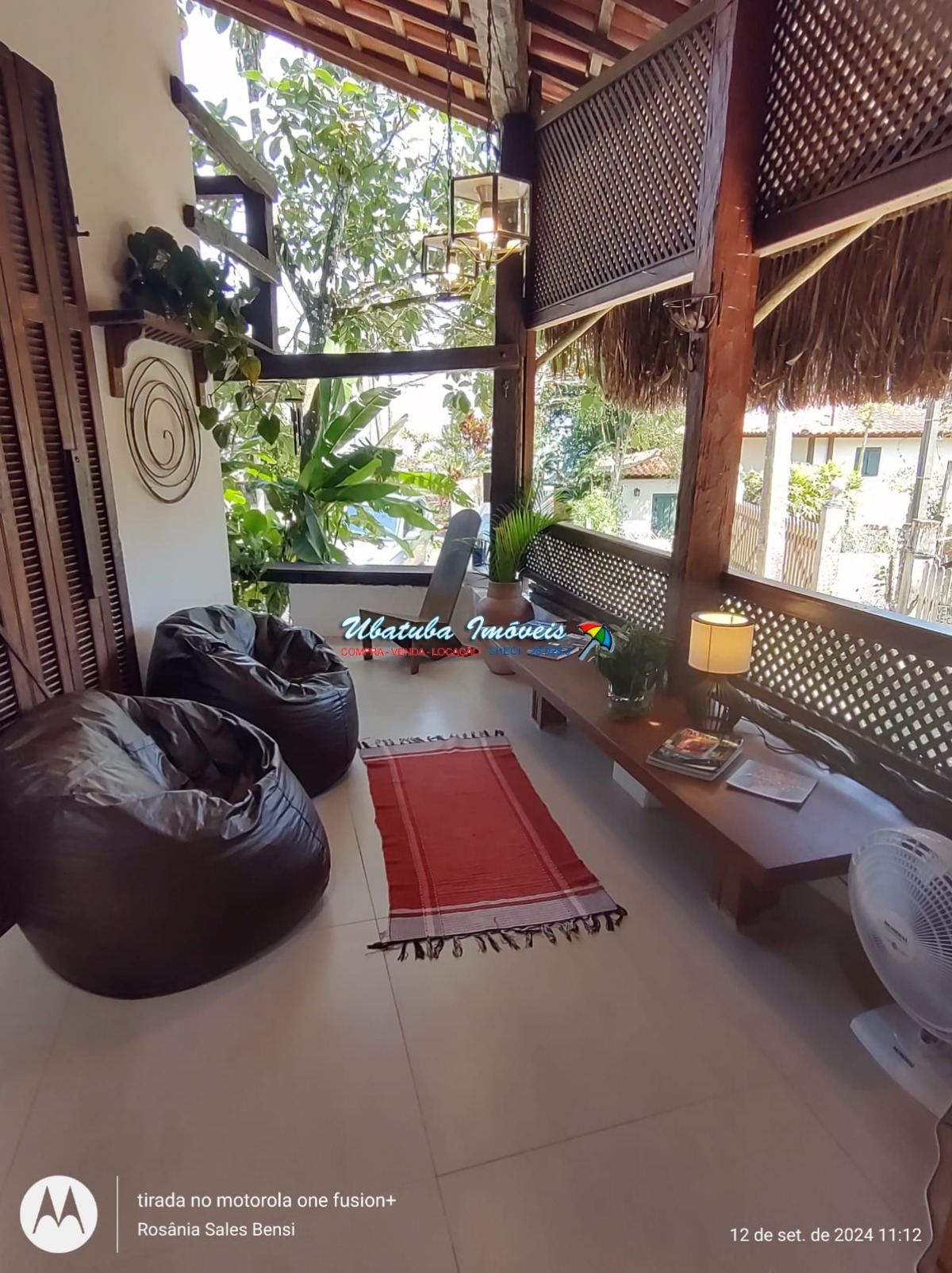 Linda Casa frente para Mar toda reformada e mobiliada