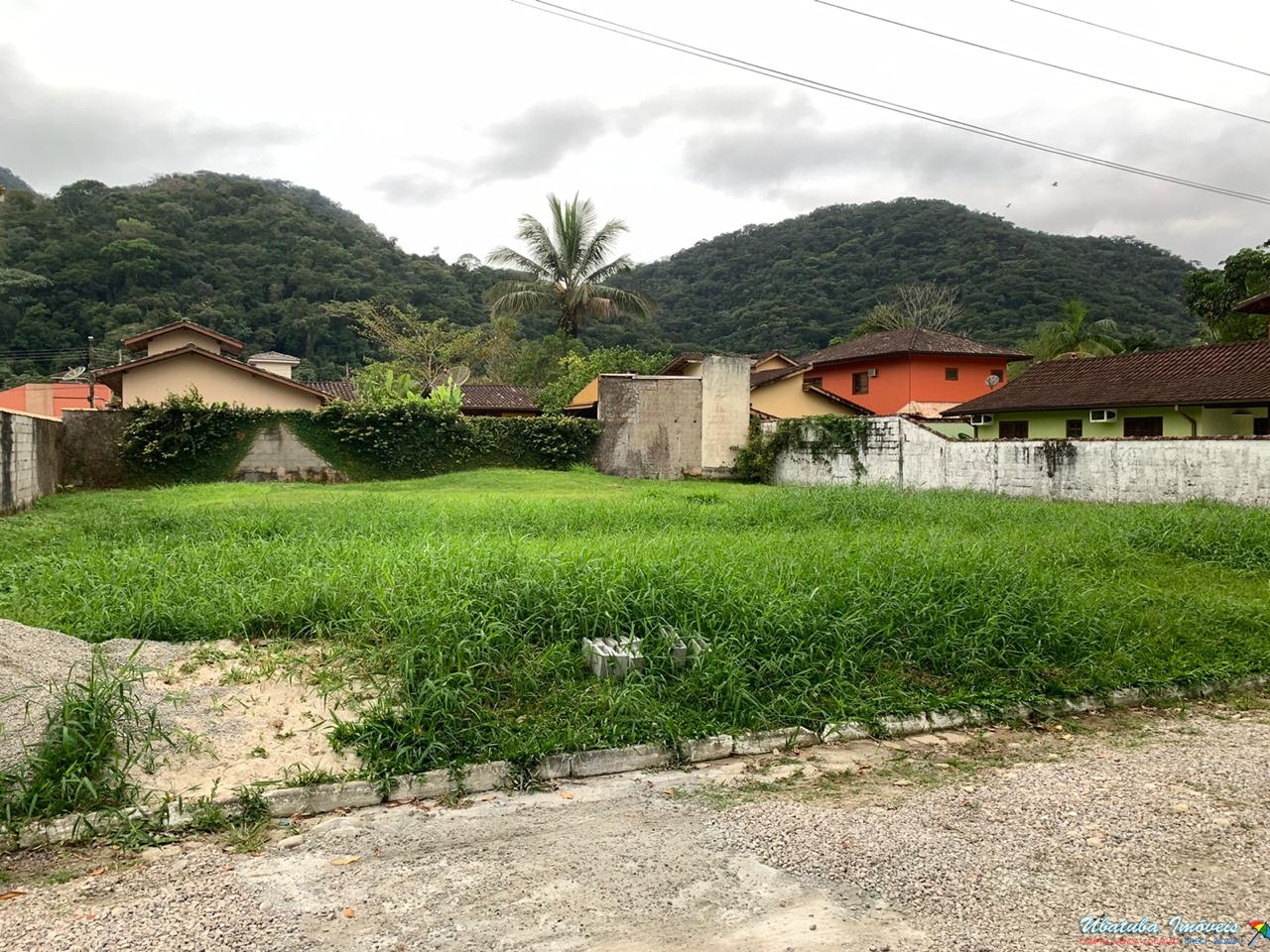 Otimo terreno em condomínio. - foto 1