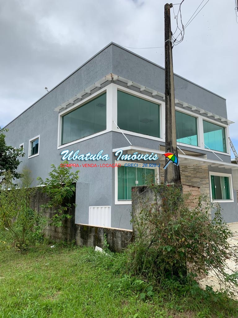 Casa com ótima localização em condomínio fechado. - foto 2