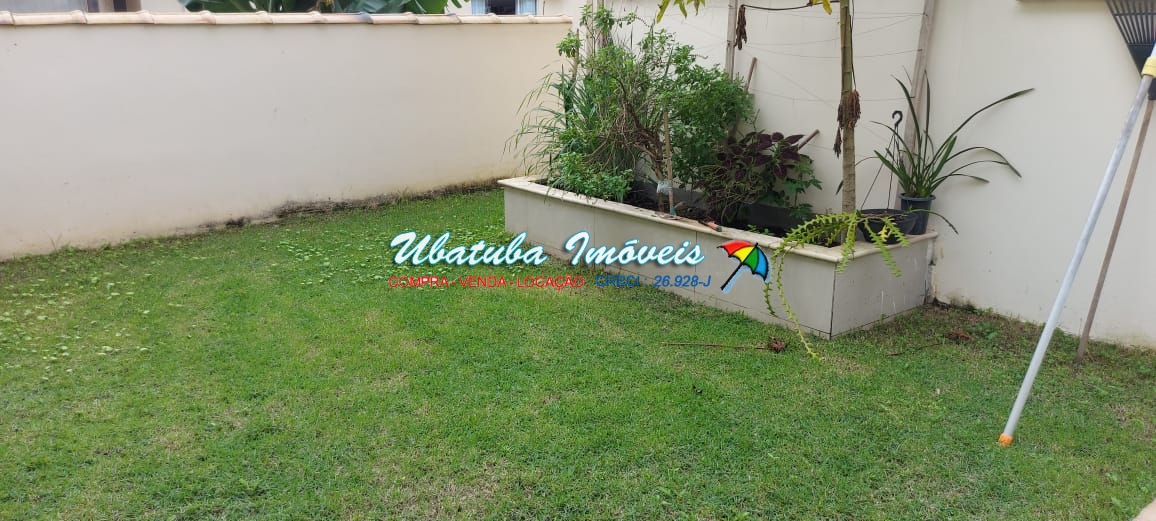 Linda casa condomínio villas com 03 dormitórios e piscina - foto 6