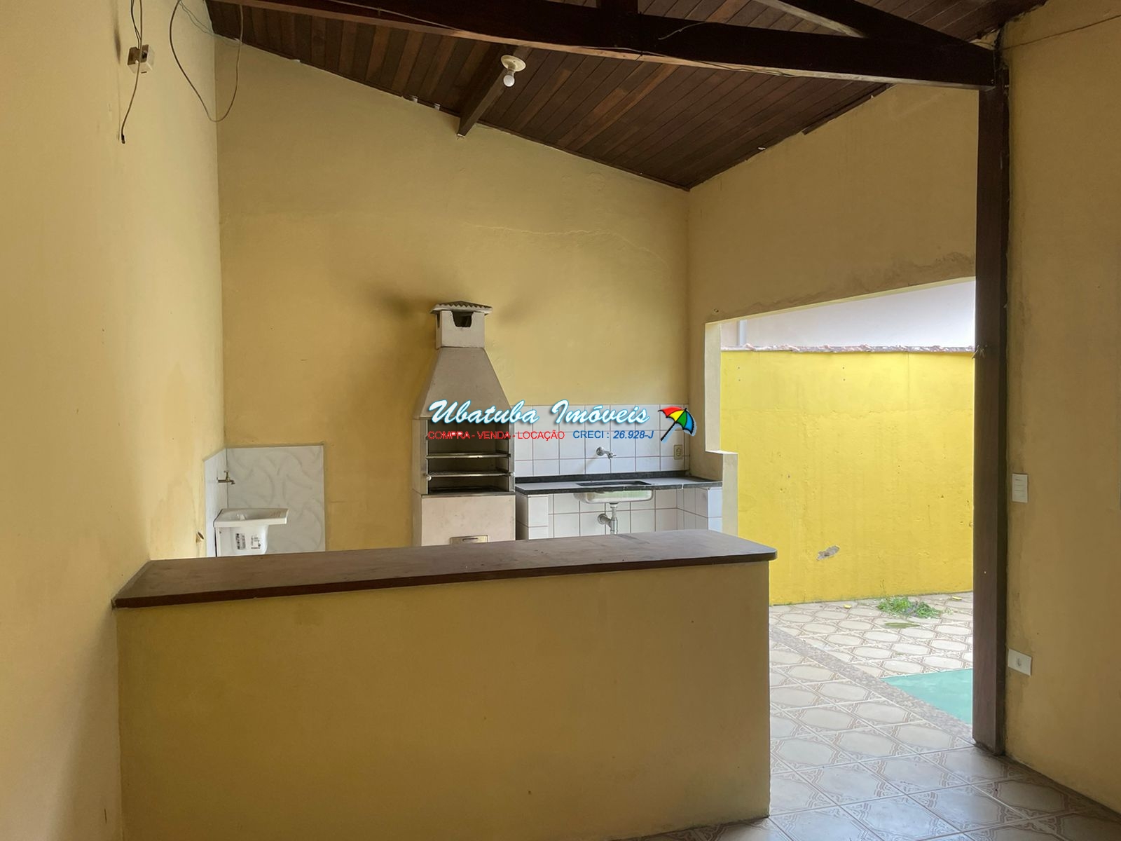 Casa com ótima localização - foto 2