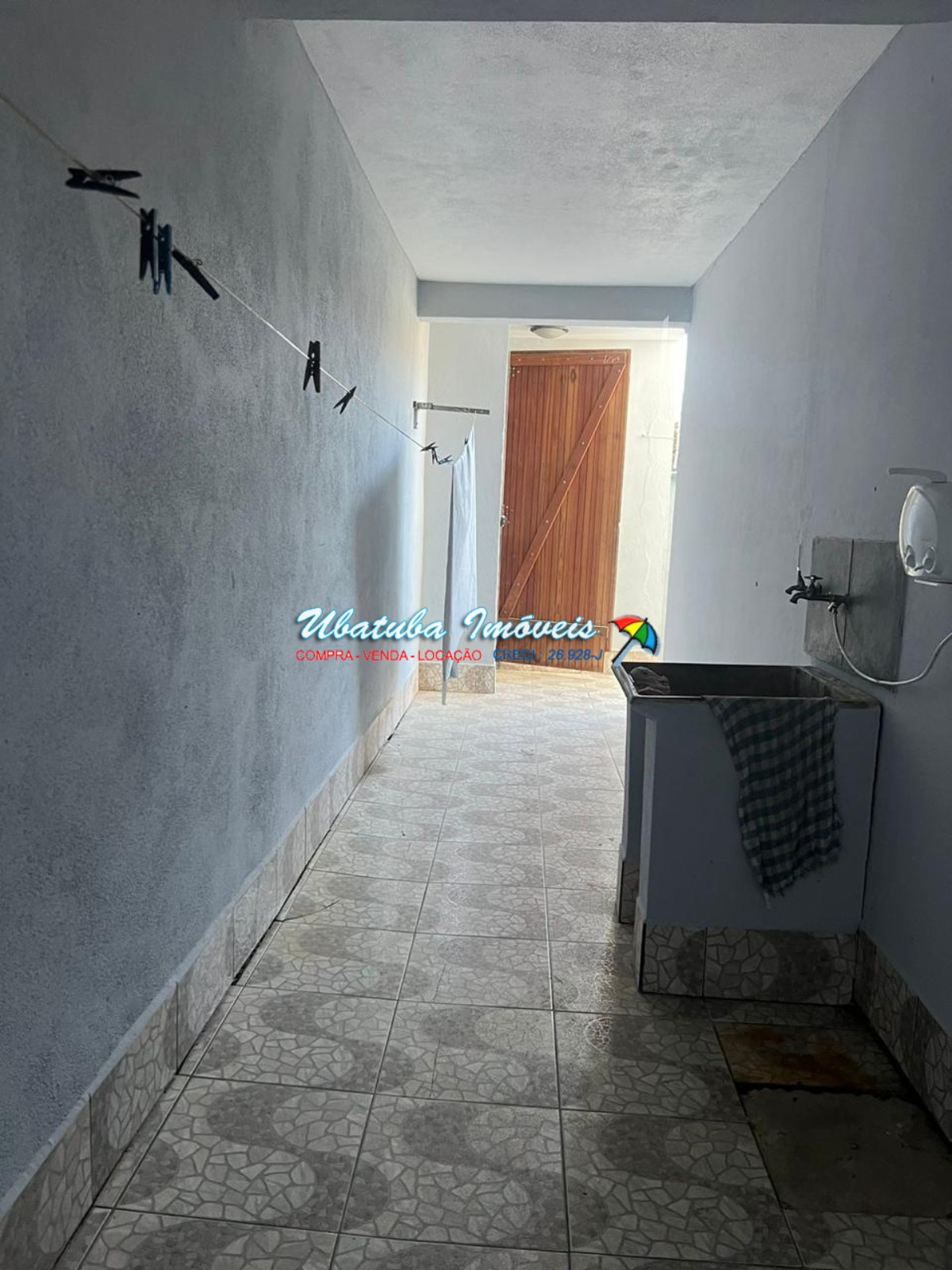 Casa tipo sobrado ótima localização - foto 3