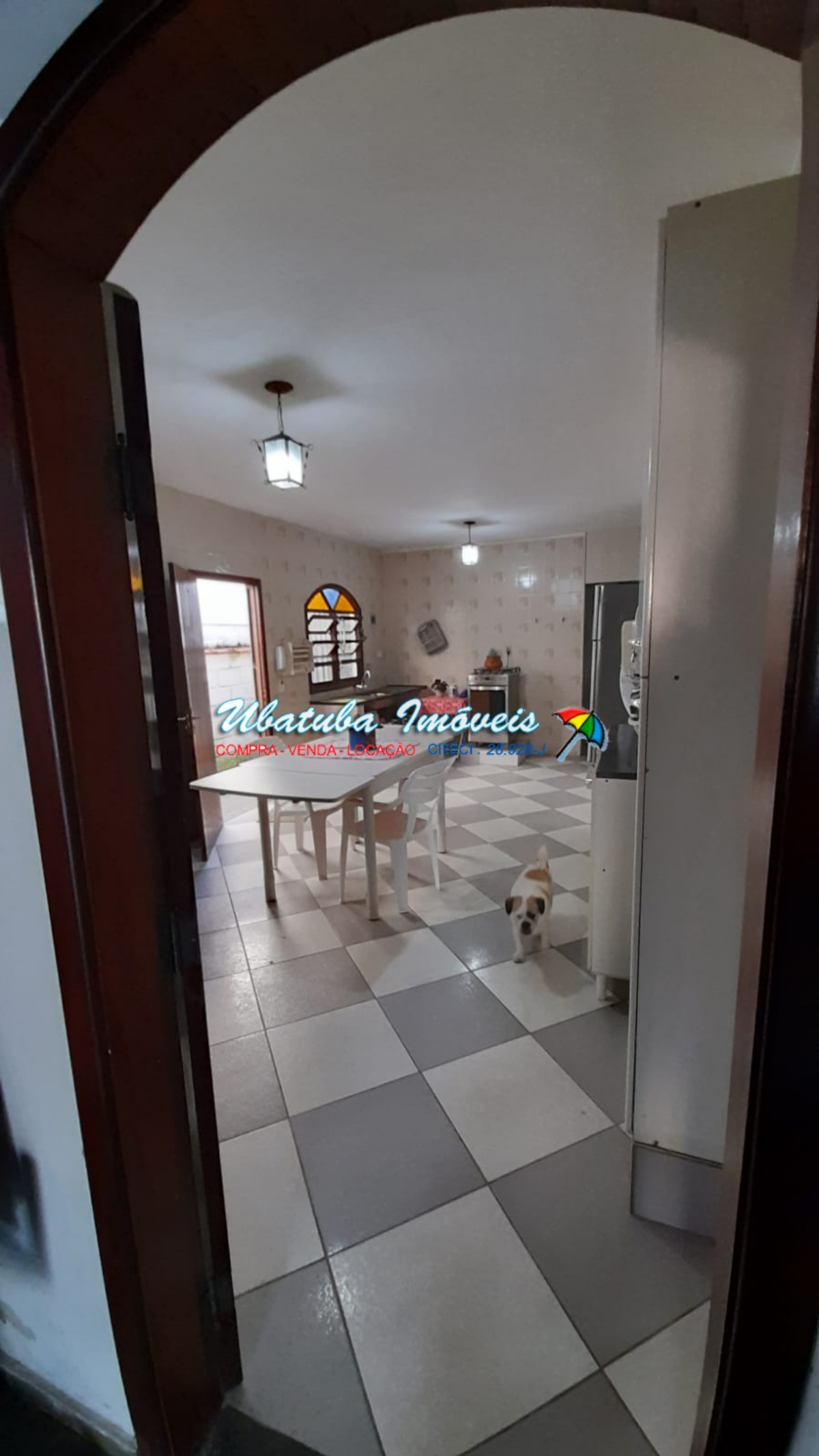 Casa com ótima localização - foto 2