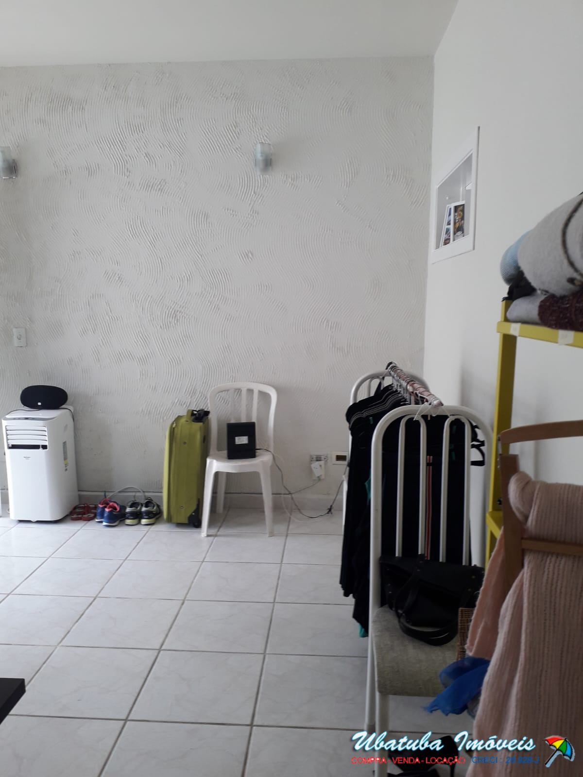 Linda casa muito bem localizada no centro - foto 13