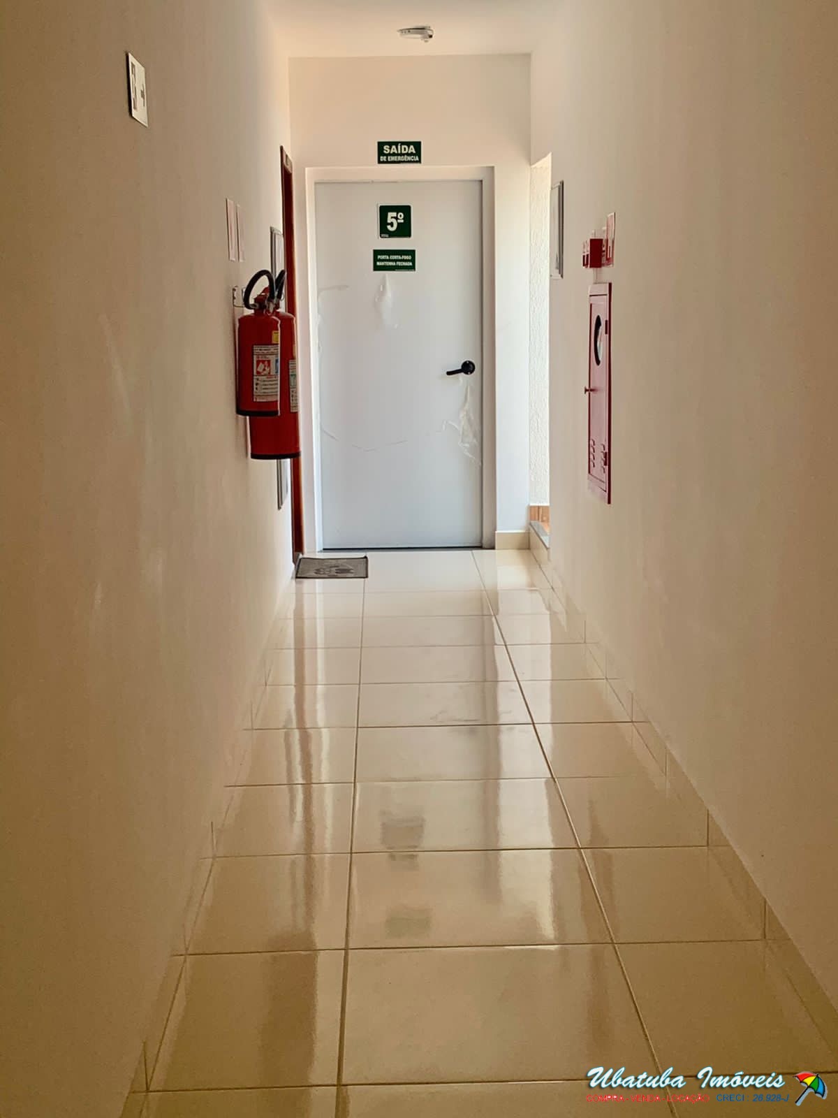 Cobertura em excelente localização no perequê-açu - foto 7