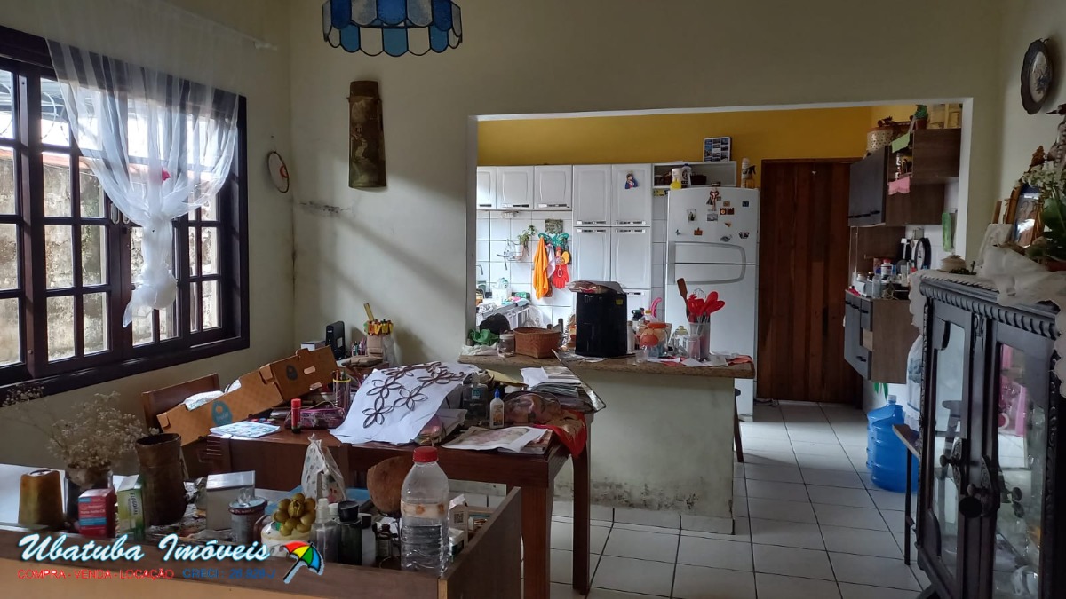 Casa no centro em boa localização - foto 2