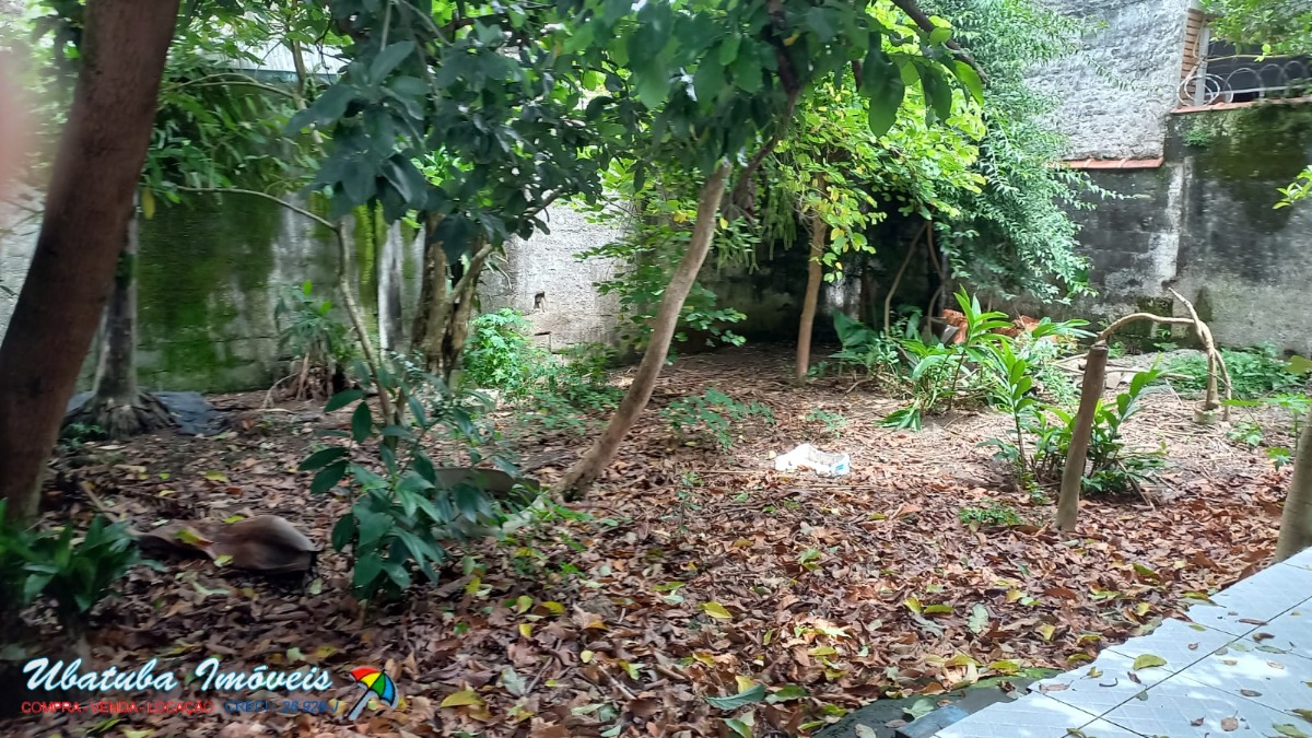 Casa no centro em boa localização - foto 12